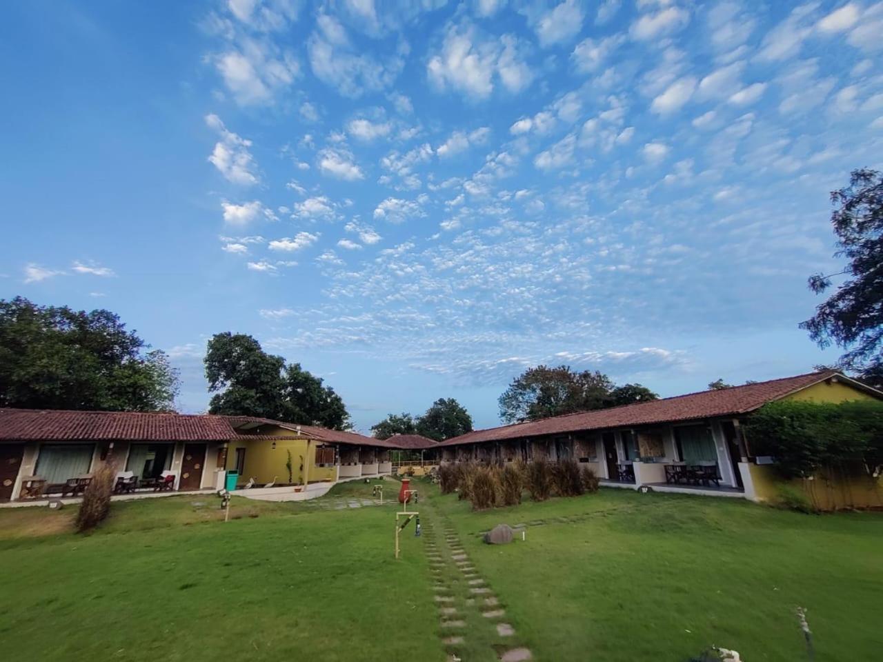 Asiatic Lion Lodge Sasan Gir Exterior foto