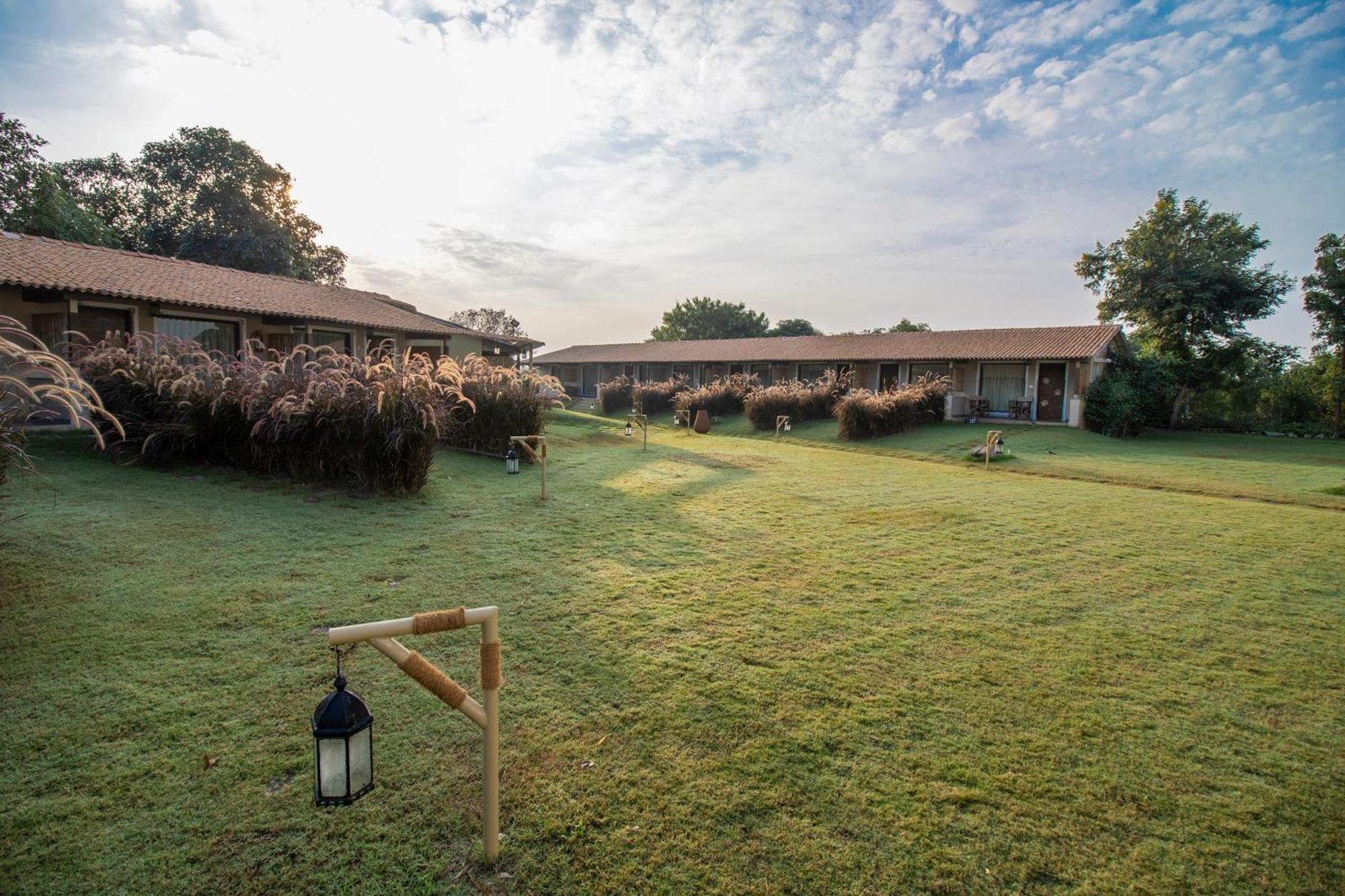 Asiatic Lion Lodge Sasan Gir Exterior foto